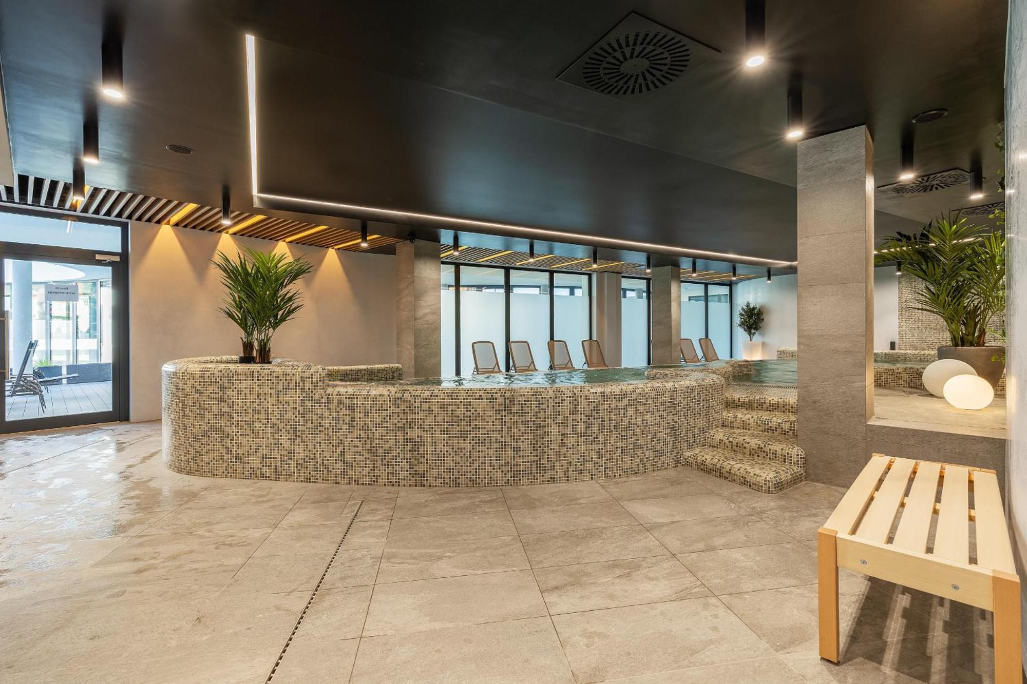 Nowoczesny I Elegancki Apartament A212 Z Balkonem I Parkingiem By Noclegi Renters Miedzyzdroje Luaran gambar